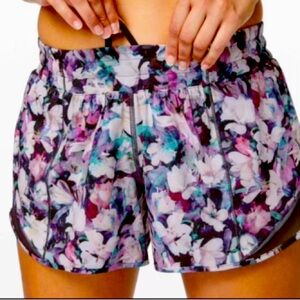 Lululemon Hotty hot shorts size 4